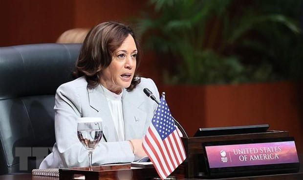 Phó Tổng thống Mỹ Kamala Harris phát biểu tại Hội nghị Cấp cao ASEAN-Hoa Kỳ lần thứ 11. (Ảnh: Dương Giang/TTXVN)
