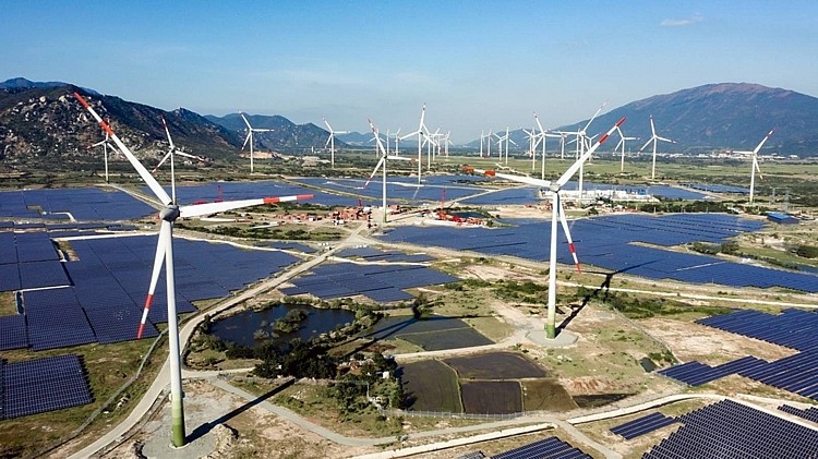Theo quy hoạch phát triển Nghệ An đến 2030, tỉnh này sẽ ưu tiên phát triển điện gió, điện mặt trời. Ảnh minh họa.