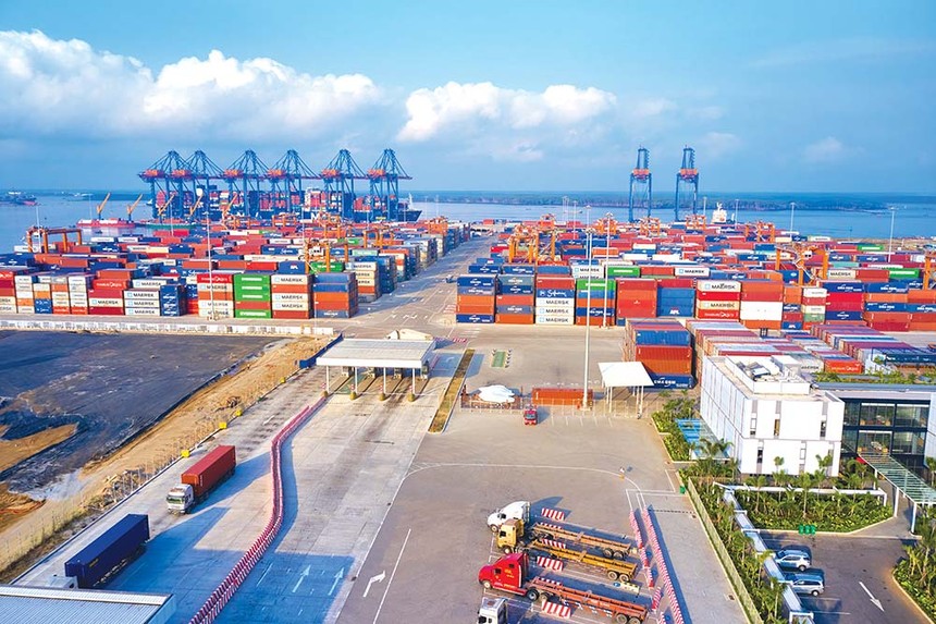 Năng lực vận tải đường biển của Việt Nam đang được cải thiện, phục vụ hiệu quả cho hoạt động xuất nhập khẩu Ảnh: Lê Toàn.