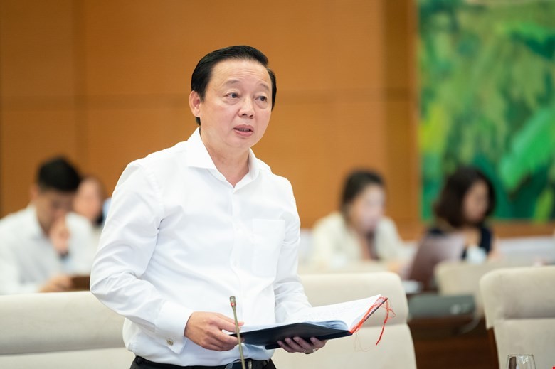 Phó thủ tướng Trần Hồng Hà phát biểu tại phiên thảo luận.
