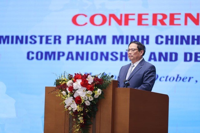 Thủ tướng Phạm Minh Chính phát biểu kết luận Hội nghị gặp mặt cộng đồng doanh nghiệp đầu tư nước ngoài. (Ảnh: Nhật Bắc).