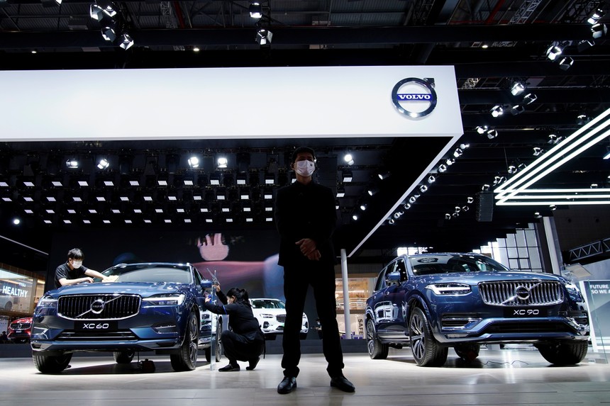 Volvo Cars báo cáo doanh số và lợi nhuận tăng trưởng trong quý I/2024, giá cổ phiếu vẫn lao dốc mạnh