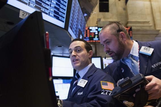 S&P 500 có tháng tăng mạnh nhất kể từ tháng 10/2013 - Ảnh: Reuters