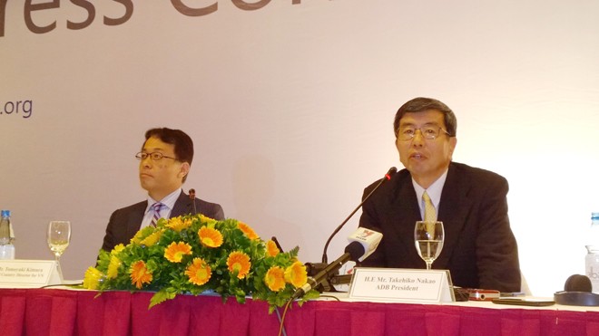Chủ tịch ADB Takehiko Nakao  phát biểu tại diễn đàn 