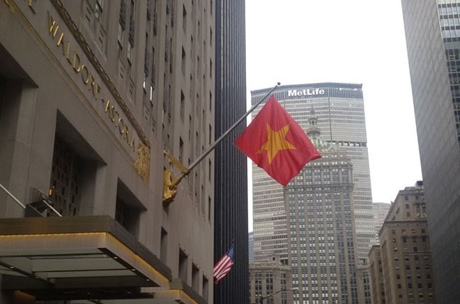 Từ New York cảm nhận về Việt Nam