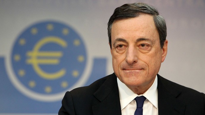 Sau phát biểu của ông Mario Draghi tại buổi họp báo, giới đầu tư chứng khoán đã ồ ạt bán ra  (Ảnh: AFP)