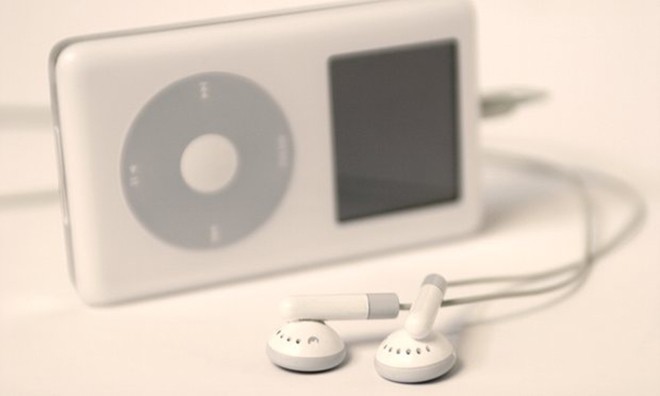  Máy nghe nhạc iPod cổ được bán giá hàng nghìn USD