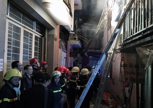 Căn nhà bị cháy nằm trong hẻm phố Tây Bùi Viện. Ảnh:Sơn Hòa