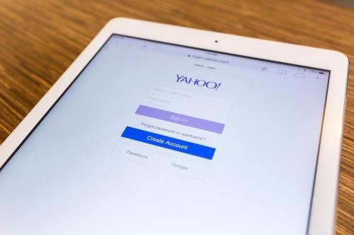 Hơn 3.000 tài khoản email Yahoo của các quan chức Australia bị xâm nhập. Ảnh minh họa: Digitaltrends