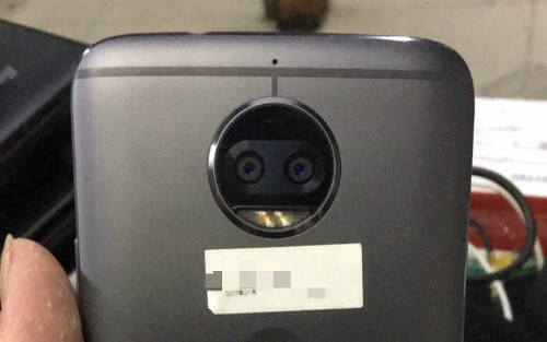 Ảnh rò rỉ Moto X 2017 với camera kép, chip Snapdragon 625