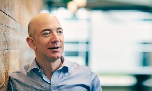 Jeff Bezos là người kiếm tiền giỏi nhất thế giới năm qua. Ảnh:Forbes
