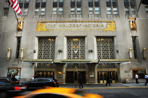 Khách sạn Waldorf Astoria nổi tiếng của New York. Ảnh:AFP