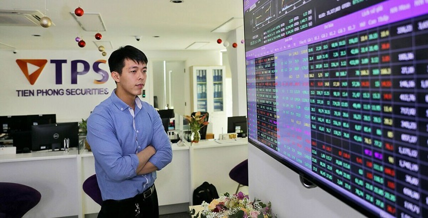 TPBank sẽ tiếp tục mua cổ phiếu Chứng khoán Tiên Phong (ORS) để duy trì tỷ lệ sở hữu 9,01%