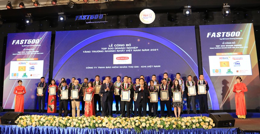 Dai-ichi Life Việt Nam tiếp tục được vinh danh trong “Top 500 Doanh nghiệp tăng trưởng nhanh nhất Việt Nam”