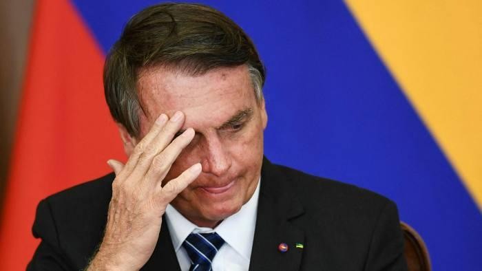 Vì sao Tổng thống Brazil bị đe dọa luận tội “tội ác chống lại loài người’? 