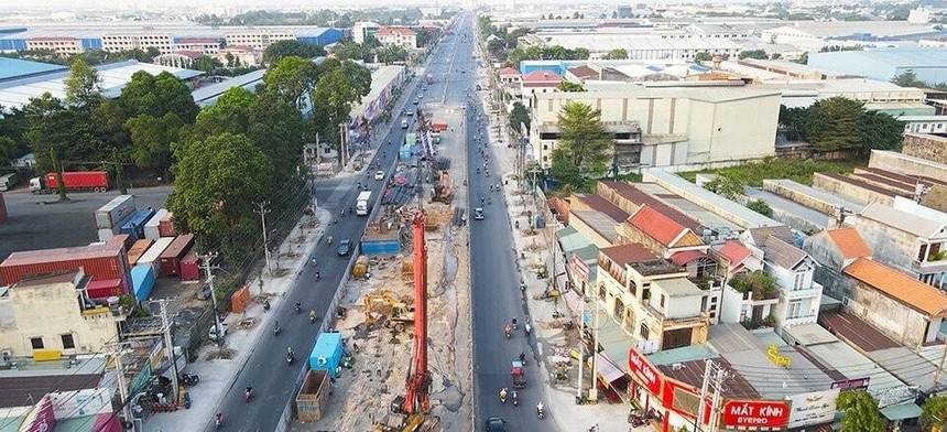 Cầu vượt 550 khởi công ngày 20/1/2022 sau 9 tháng trì hoãn.( Hình: Nguyễn Duy Thắng).