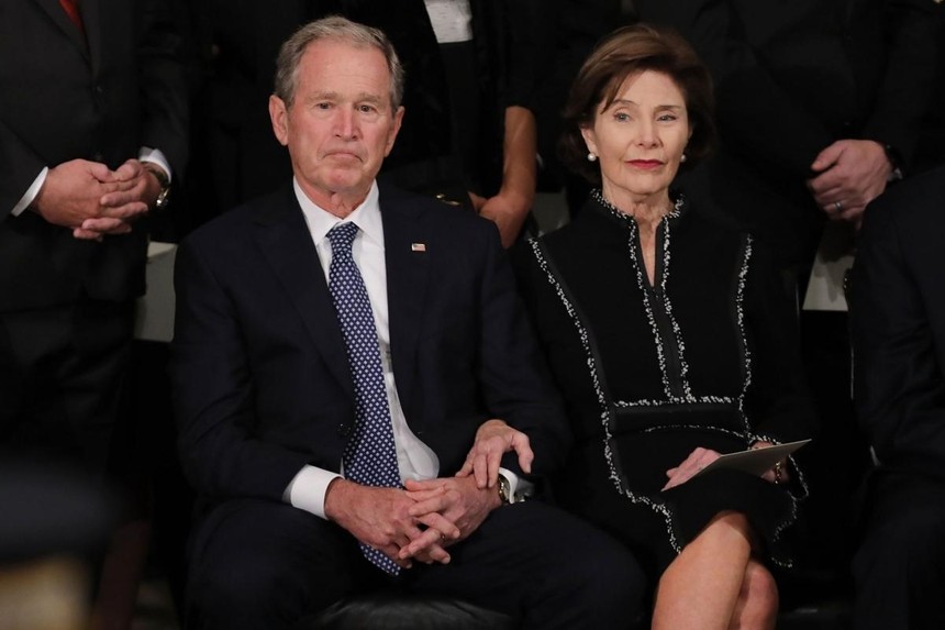 Cựu Tổng thống Mỹ George W. Bush và cựu đệ nhất phu nhân Laura Bush. Ảnh: WP.