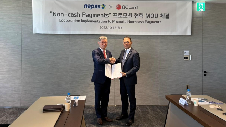 NAPAS và BC Card ký kết Thỏa thuận hợp tác thúc đẩy hoạt động thanh toán không dùng tiền mặt tại Việt Nam và Hàn Quốc