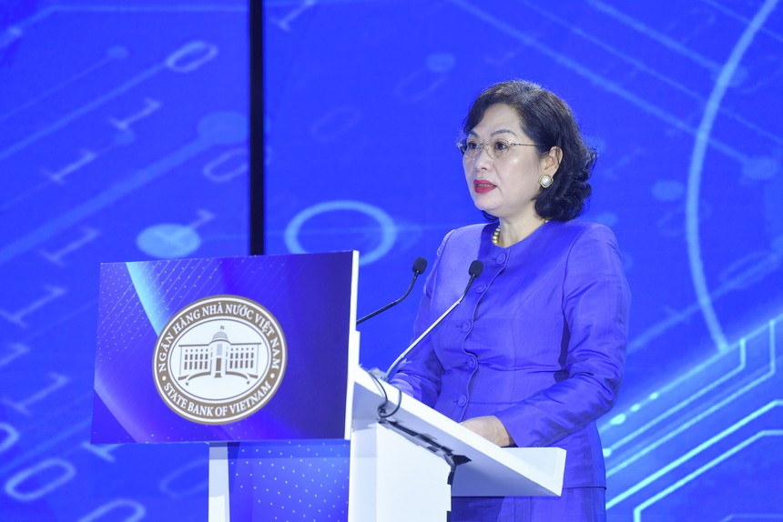 Thống đốc Ngân hàng Nhà nước Việt Nam Nguyễn Thị Hồng phát biểu khai mạc sự kiện.