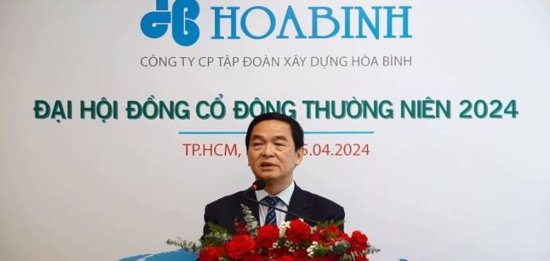 Chủ tịch HĐQT HBC Lê Viết Hải phát biểu tại Đại hội đồng cổ đông thường niên năm 2024 diễn ra theo hình thức trực tuyến ngày 25/4/2024.