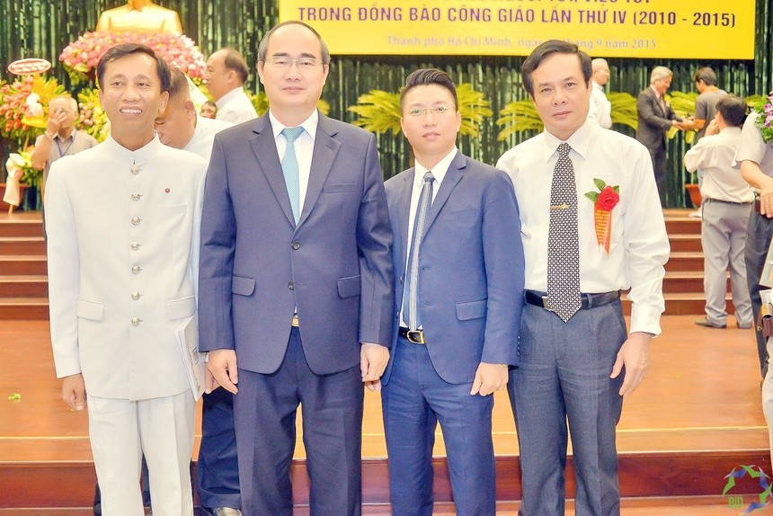 BID Việt Nam tặng 180 suất quà cho đồng bào Công giáo