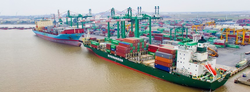 Đại lý vận tải SAFI đăng ký mua vào 700.000 cổ phiếu Container Việt Nam (VSC)
