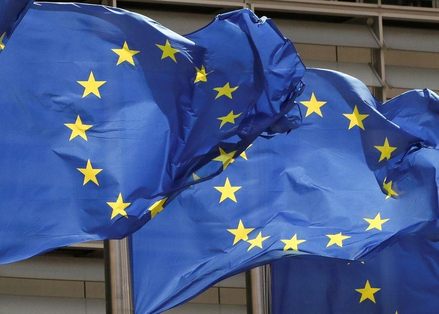 EU tạm dừng kế hoạch đánh thuế kỹ thuật số lên các công ty công nghệ