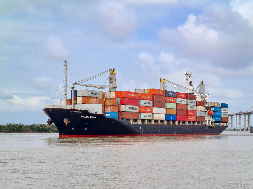 Vận tải và Xếp dỡ Hải An (HAH): Đầu tư Sao Á D.C vừa bán ra 570.400 cổ phiếu