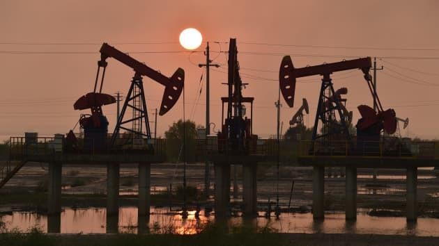 Giá dầu WTI vượt ngưỡng 80 USD theo sau cuộc khủng hoảng năng lượng