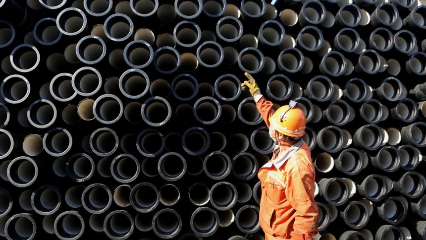 Các công ty khai thác toàn cầu lạc quan về kích thích của Trung Quốc sẽ giúp thúc đẩy nhu cầu thép và quặng sắt