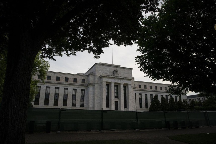 Các quan chức Fed muốn tiếp tục tăng lãi suất mặc dù lạm phát có dấu hiệu hạ nhiệt