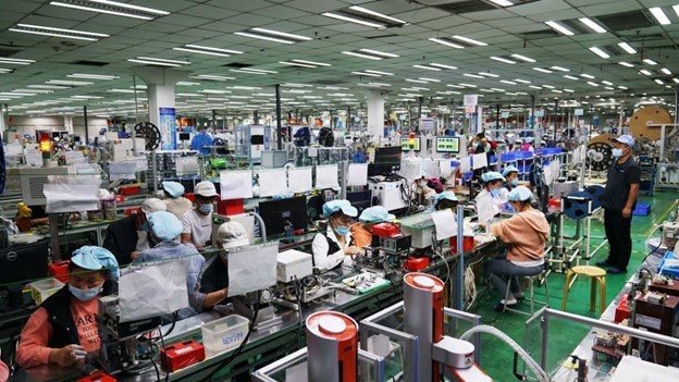 Trung Quốc tìm cách giữ chân các công ty đa quốc gia khi nhu cầu dịch chuyển sản xuất tăng lên