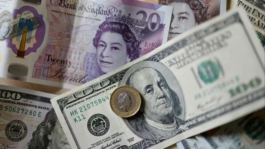 Đồng bảng Anh được dự báo sẽ tiếp tục tăng giá khi nền kinh tế Anh hoạt động tốt hơn mong đợi