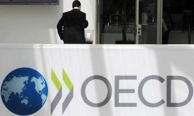 OECD: Cuộc cách mạng AI khiến 27% việc làm rơi vào rủi ro cao