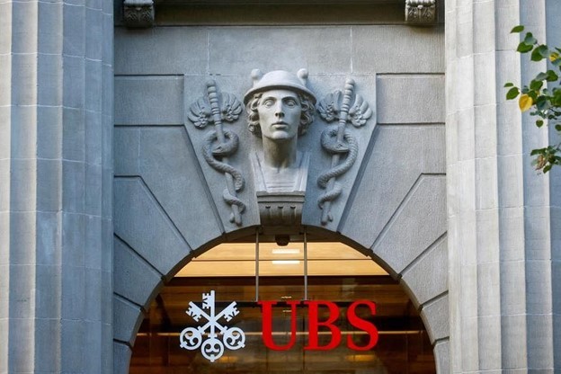 Bloomberg: UBS đang xử lý các khoản cho vay rủi ro của Credit Suisse với các khách hàng châu Á