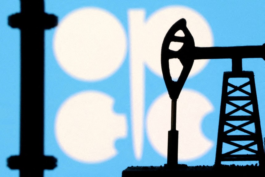 OPEC+ đồng ý gia hạn cắt giảm sản lượng dầu tự nguyện