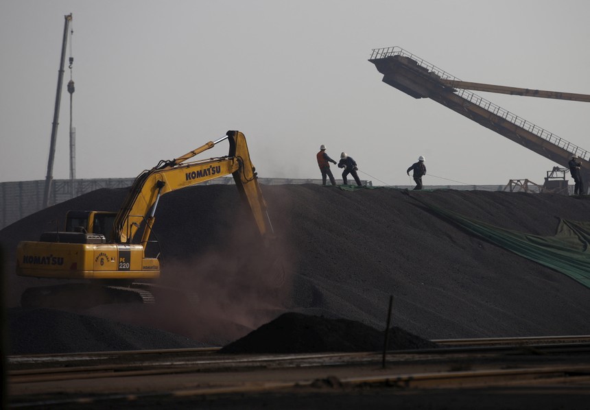 Giá quặng sắt giảm do lo ngại nhu cầu sụt giảm