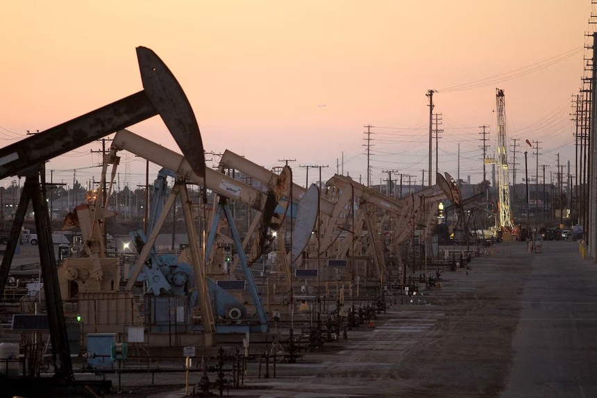 IEA nâng dự báo tăng trưởng nhu cầu dầu năm 2024