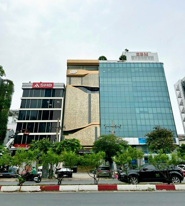 Toà nhà tại 681 Điện Biên Phủ, phường 25, quận Bình Thạnh, TP. HCM 