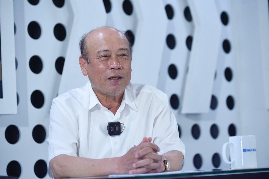 Ông Nguyễn Văn Thời, trao đổi tại Talkshow Chọn Danh mục kỳ 8 do Báo Đầu tư Chứng khoán tổ chức ngày 16/6.