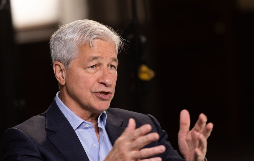Chủ tịch JPMorgan Jamie Dimon: Chuẩn bị cho kịch bản Fed tăng lãi suất trên 6%