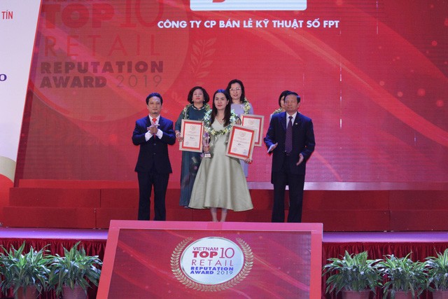 FPT Retail lọt top 3 nhà bán lẻ uy tín nhất Việt Nam năm 2019