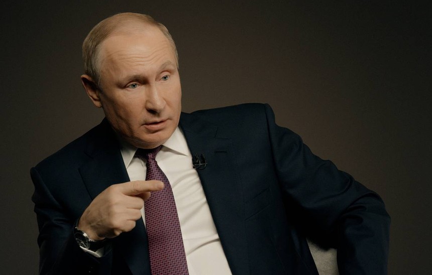Tổng thống Nga Vladimir Putin trong cuộc phỏng vấn với TASS.