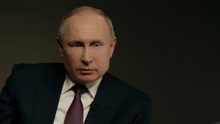Tổng thống Nga Vladimir Putin trong cuộc phỏng vấn với TASS. 