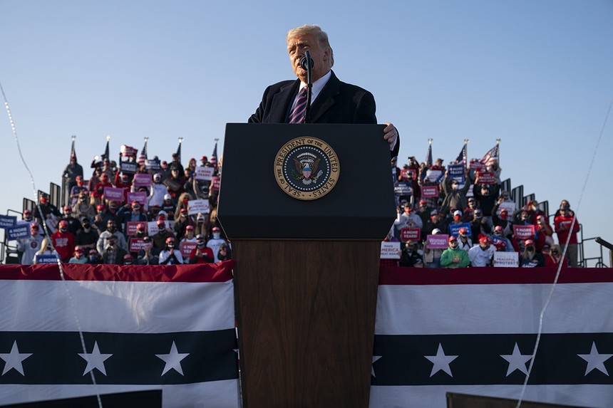 Tổng thống Mỹ Donald Trump vận động tranh cử tại Minnesota hôm 18/9. Ảnh: AP.