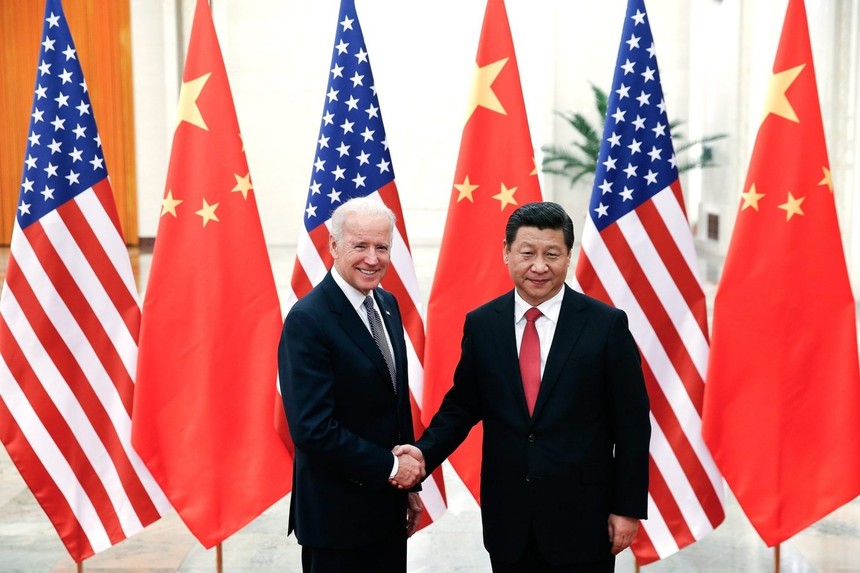 Ông Joe Biden gặp gỡ Chủ tịch Trung Quốc Tập Cận Bình trong một chuyến thăm đến Bắc Kinh năm 2013. Ảnh: Getty Images.