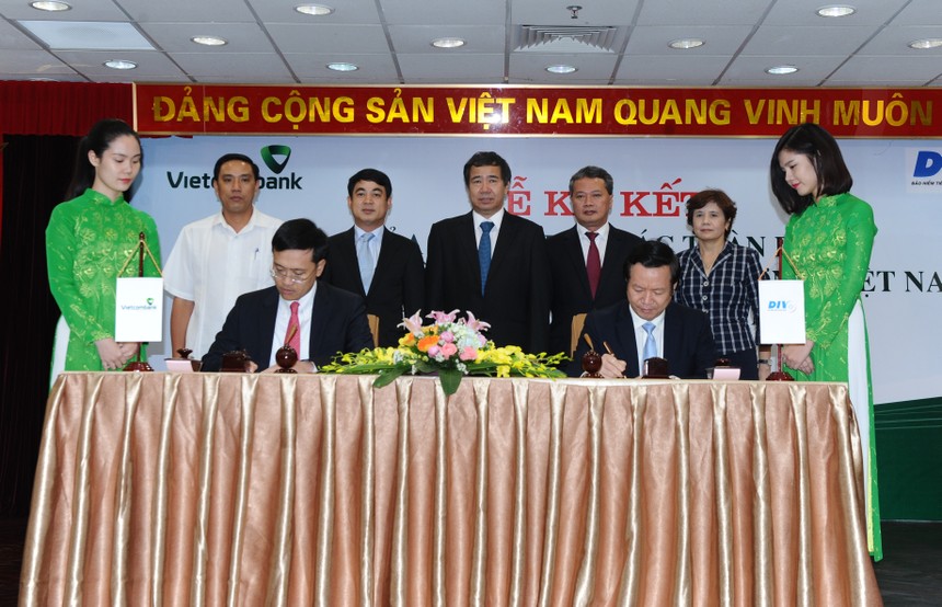 Vietcombank và DIV ký kết thỏa thuận hợp tác toàn diện