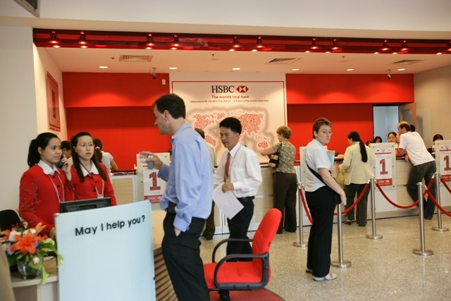 HSBC hợp nhất hoạt động kinh doanh tại Việt Nam