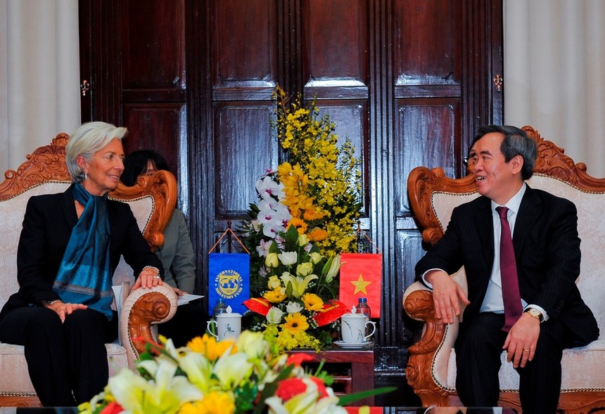 Ông Nguyễn Văn Bình, Ủy viên Bộ Chính trị, Thống đốc Ngân hàng Nhà nước Việt Nam tiếp bà Christine Lagarde, Tổng giám đốc IMF