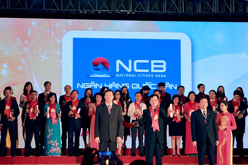 NCB nhận giải thưởng Thương hiệu mạnh Việt Nam